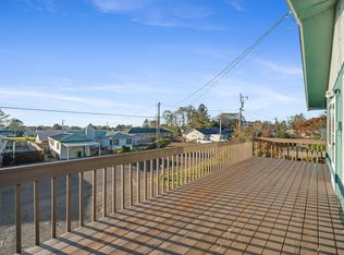 126 N Harbor St, Rockaway Beach, OR