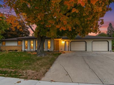 1106 Cormier Rd, Green Bay, WI, 54304