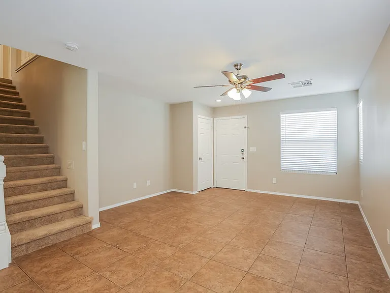 8300 Wildwood Glen Dr — Photo 5
