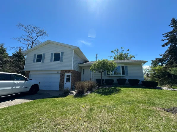 821 Bren Del Dr, Petoskey, MI 49770