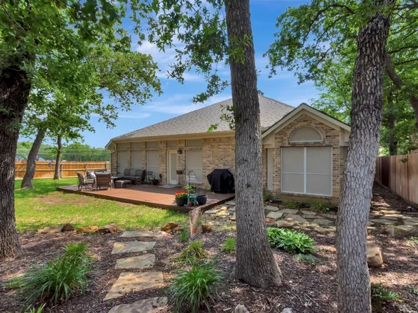 12421 Water Oak Dr, Fort Worth, TX 76244