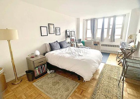 2nd image of 729 E 5th St Floor 2