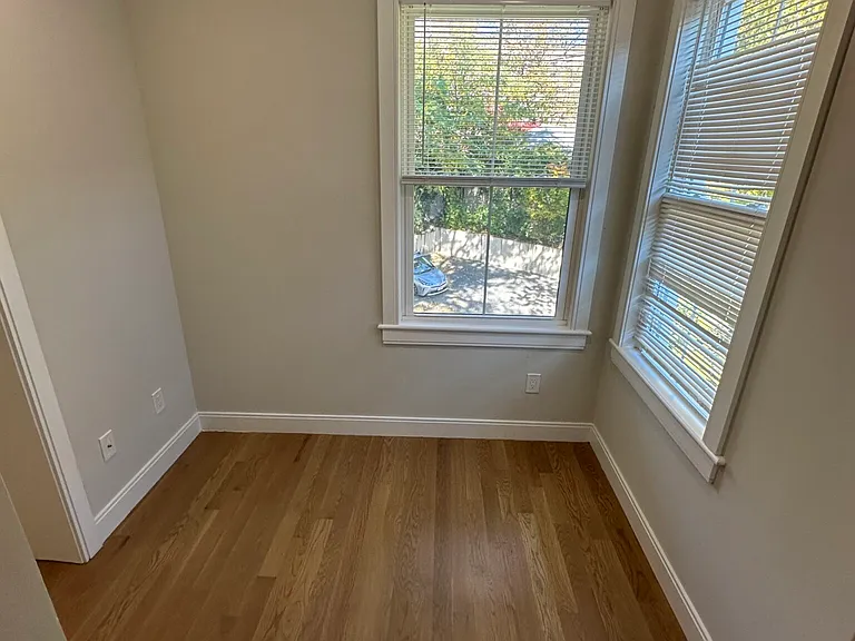 47 Englewood Ave #8 — Photo 7