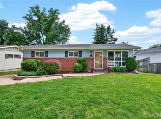 512 Acorn Dr, Saint Louis, MO 63126