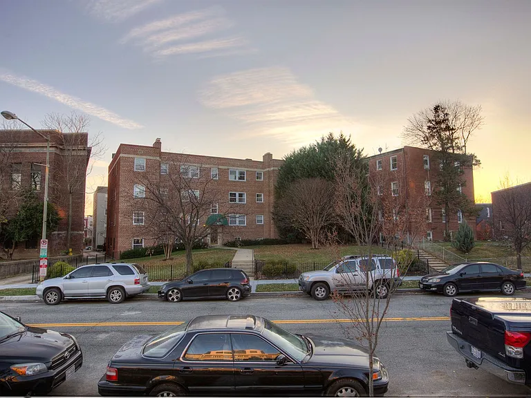 1627 Massachusetts Ave SE #304 — Photo 9