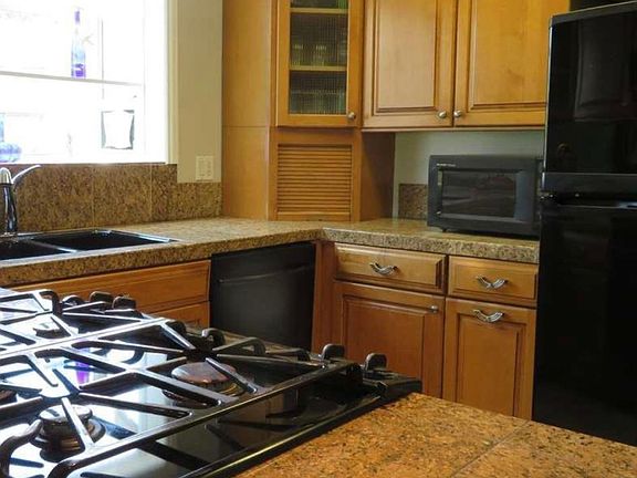 4th image of 2743 Barcelona Cir