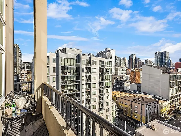 2717 Western Ave #1120 — Photo 25