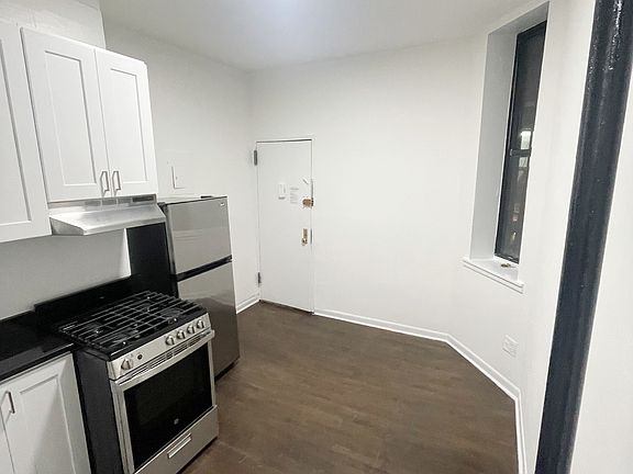 2nd image of 150 E 3rd St #1RE