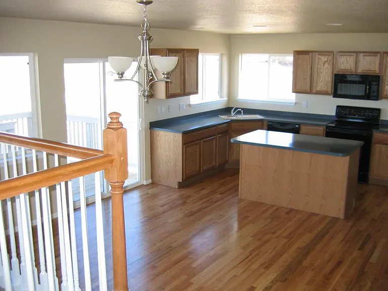 Kitchen and dining area, with direct access to the large deck.
