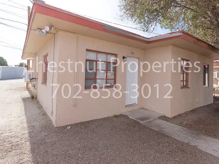 1205 Cherry St #B — Photo 9