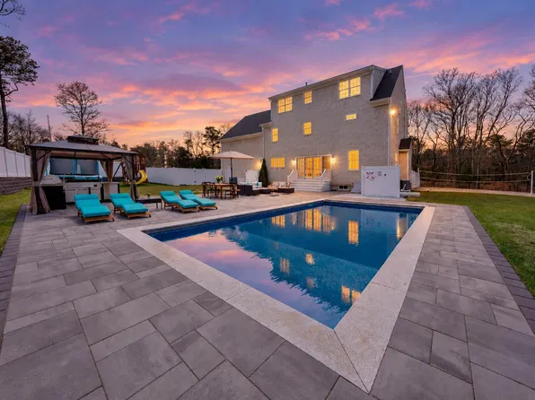 23 Harlow Road, Sandwich, MA 02563