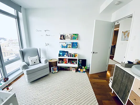 Rented by Compass | media 28