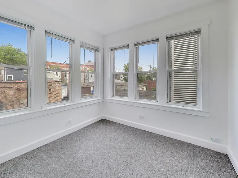 3336 W Evergreen Ave — Photo 13