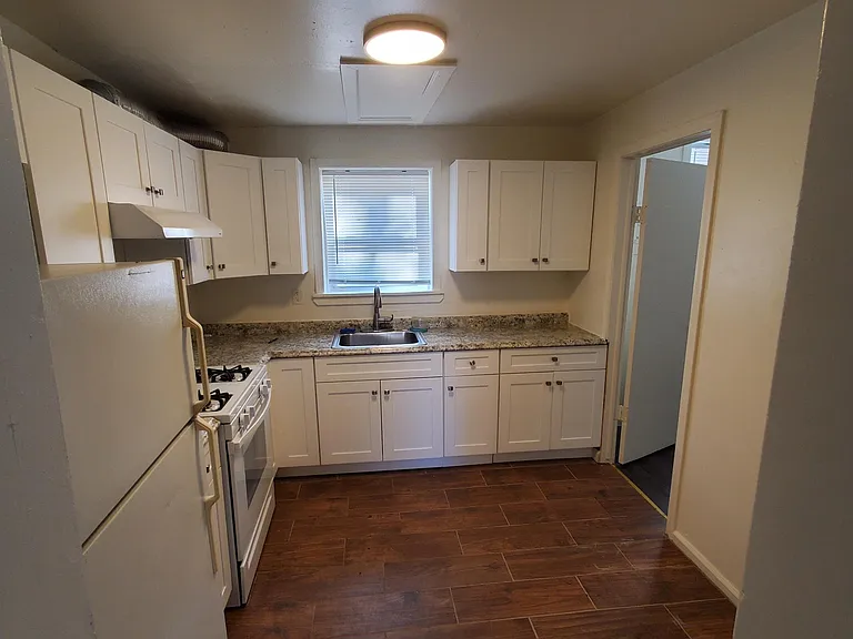 83 Main St #1N — Photo 2