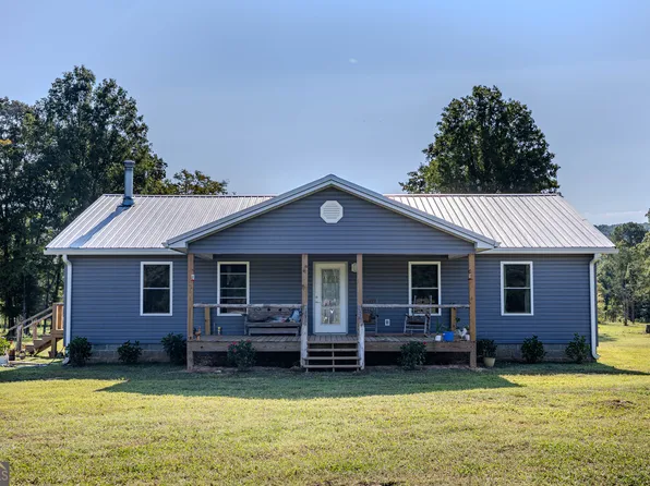 1326 Martin Dairy Rd, Summerville, GA 30747