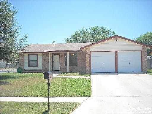 1st image of 3403 N Meadow Dr