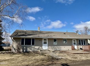 403 4th St, Page, ND 58064