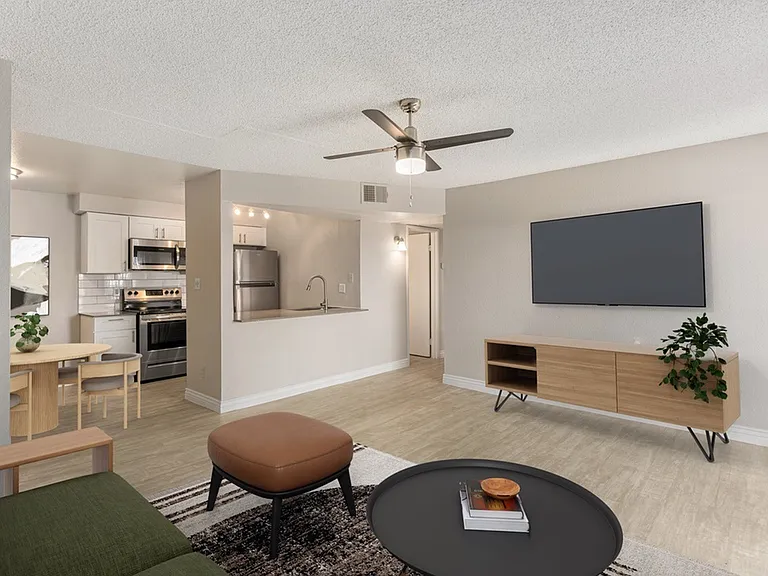 Rise Skyview — Photo 10