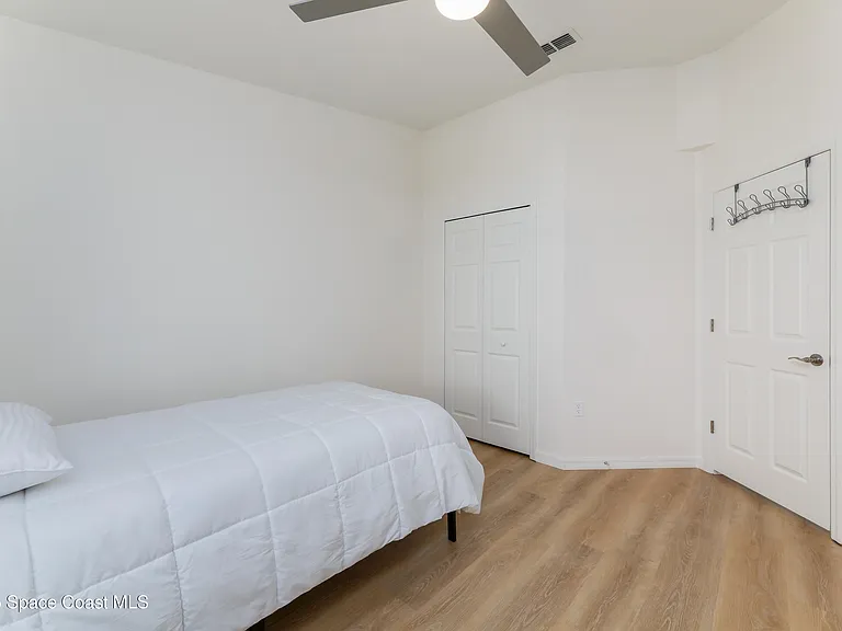 4540 Bellaluna Dr — Photo 31