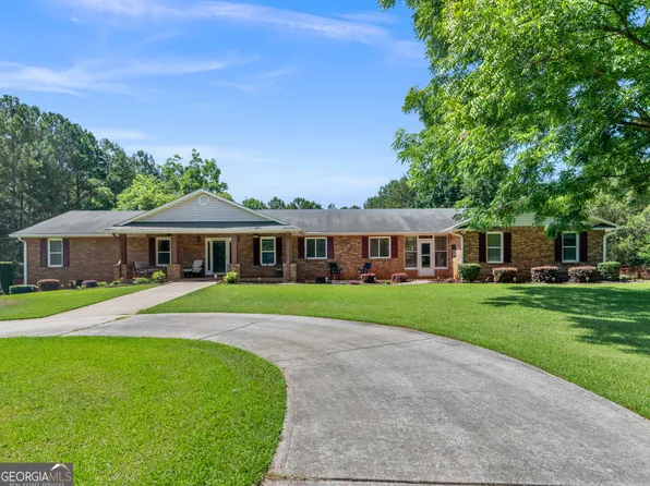 525 Levi Barnes Rd, Jackson, GA 30233