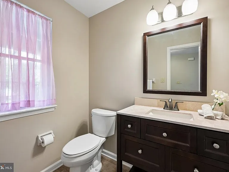 9 Miniver Ct — Photo 13
