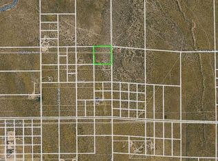 Holiday Ave, Rosamond, CA 93560
