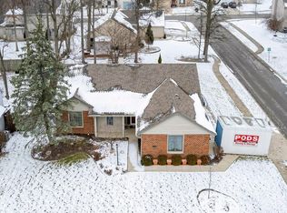9410 Shorewood Trl, Fort Wayne, IN
