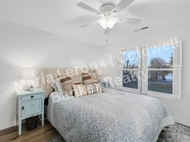 208 Marlborough St #4 — Photo 9