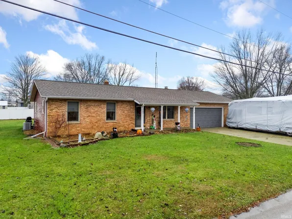1205 Meadow Lark Blvd, Warsaw, IN 46580
