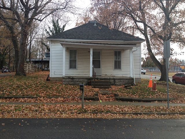 1st image of 315 W Ashland St