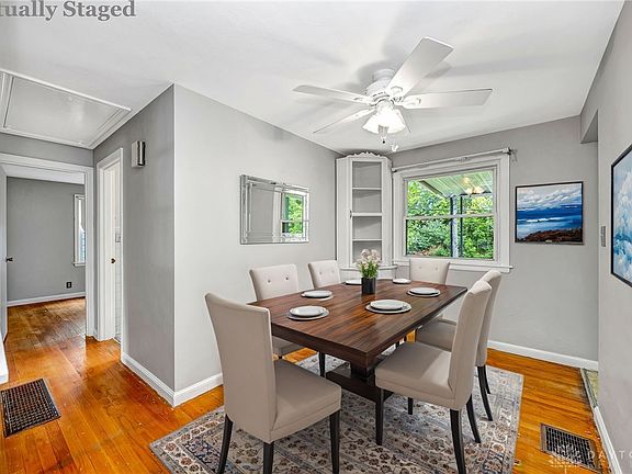 3rd image of 1501 Park Ave