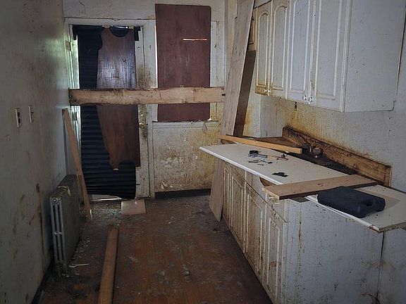 3rd image of 4045 Annellen Rd