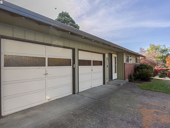 2nd image of 3396 SE Loeffelman Rd