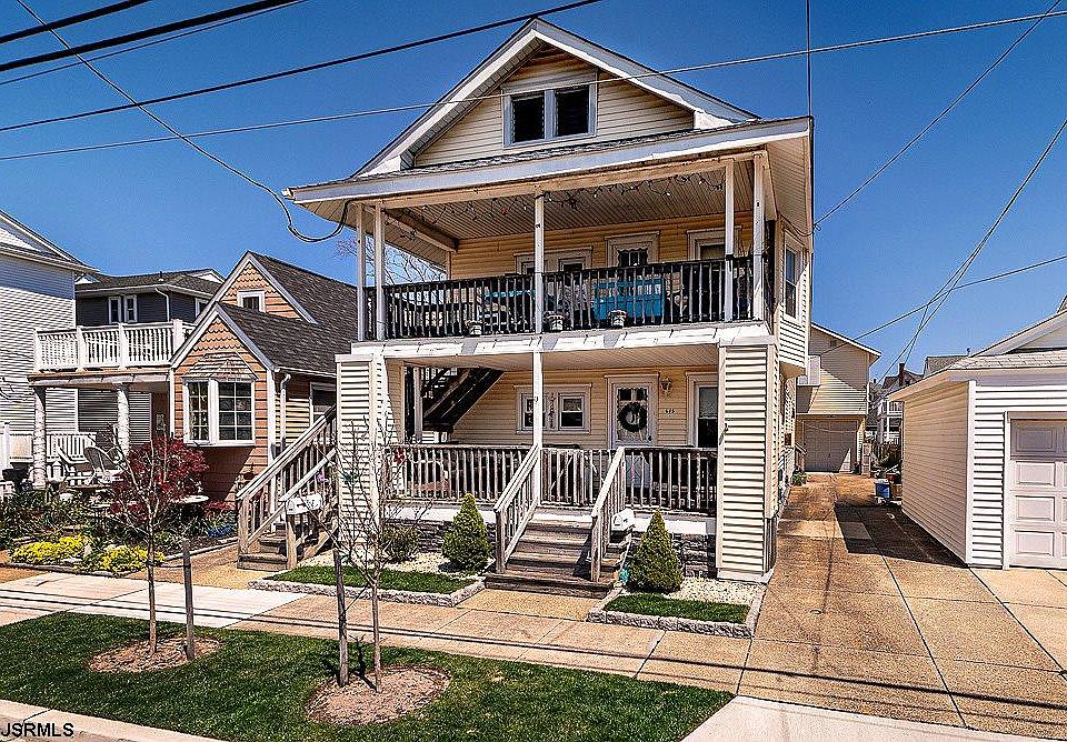 1st image of 615 North St #1