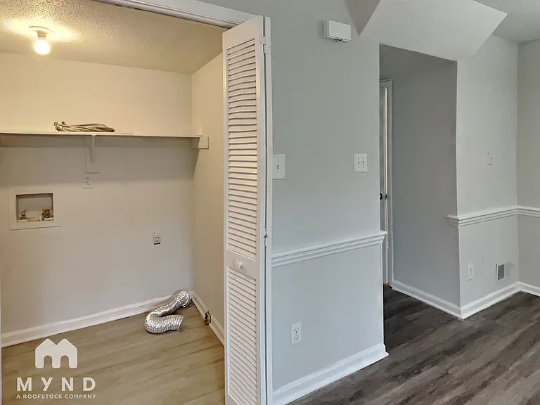 1505 Gorman St #E — Photo 18