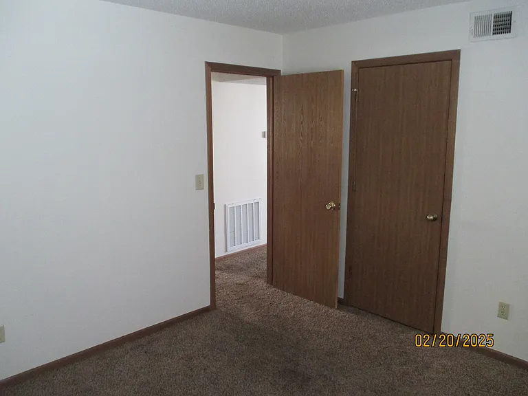 1011 NE Lindsay Ave #B — Photo 8
