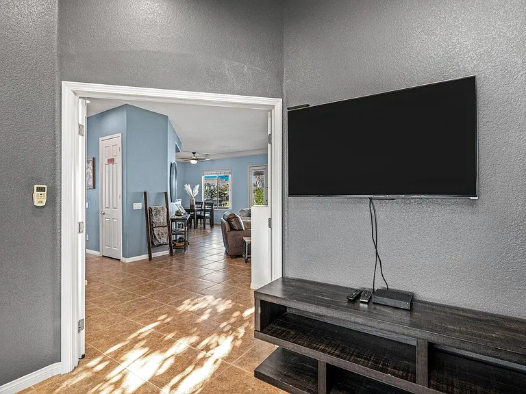 79704 Castille Dr — Photo 33