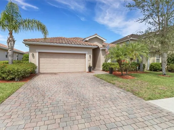 2391 Heydon CIR E, NAPLES, FL 34120