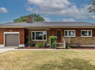 18 Masterson Dr, Saint Catharines, ON L2T 3P1