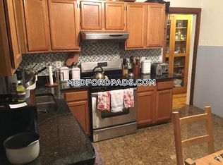 198 Harvard St #1K, Medford, MA 02155