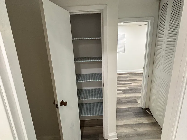 210 Appletree Ln — Photo 20