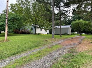 5918 Highway 8 E, Mena, AR 71953