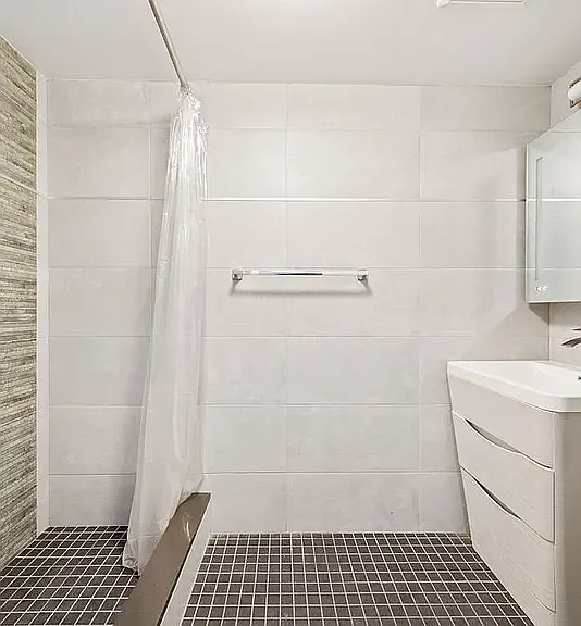 915 Greene Ave #1 — Photo 4