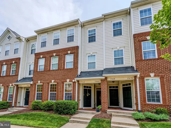 19466 Promenade Dr, Leesburg, VA 20176
