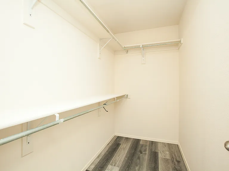 416 Joyce Way — Photo 9