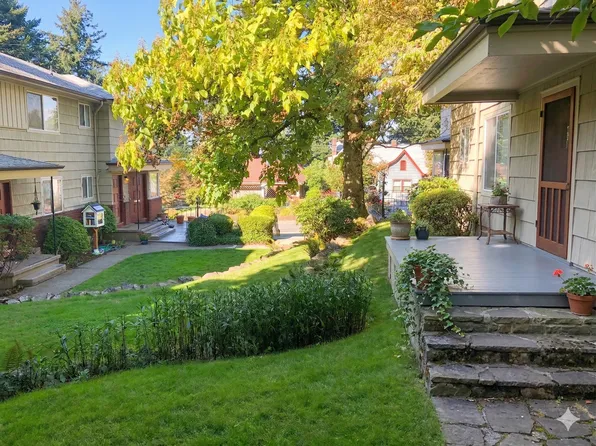 6634 E Burnside St #A, Portland, OR 97215