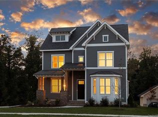 3107 Cramer Pond Dr, Charlotte, NC 28205