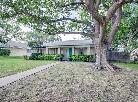 2nd image of 2107 Clearfield Cir