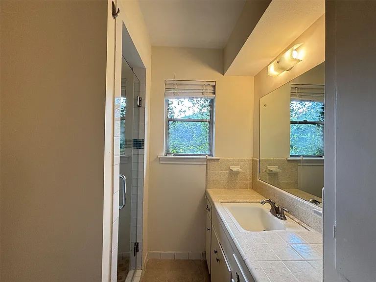 12342 Barryknoll Ln — Photo 17