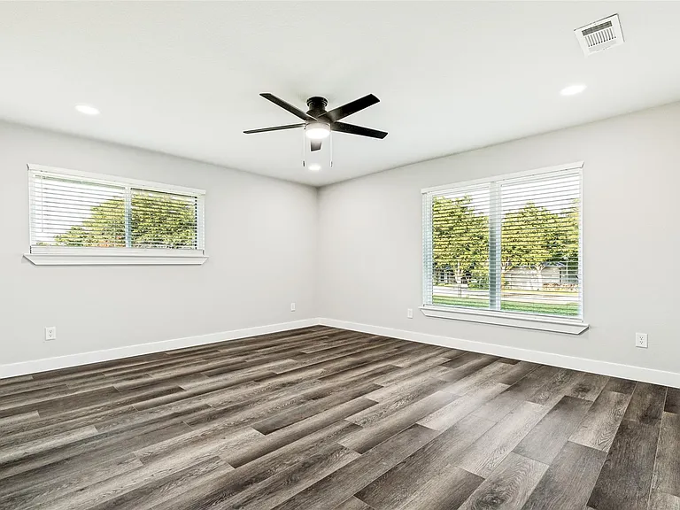 437 Peninsula Dr — Photo 11